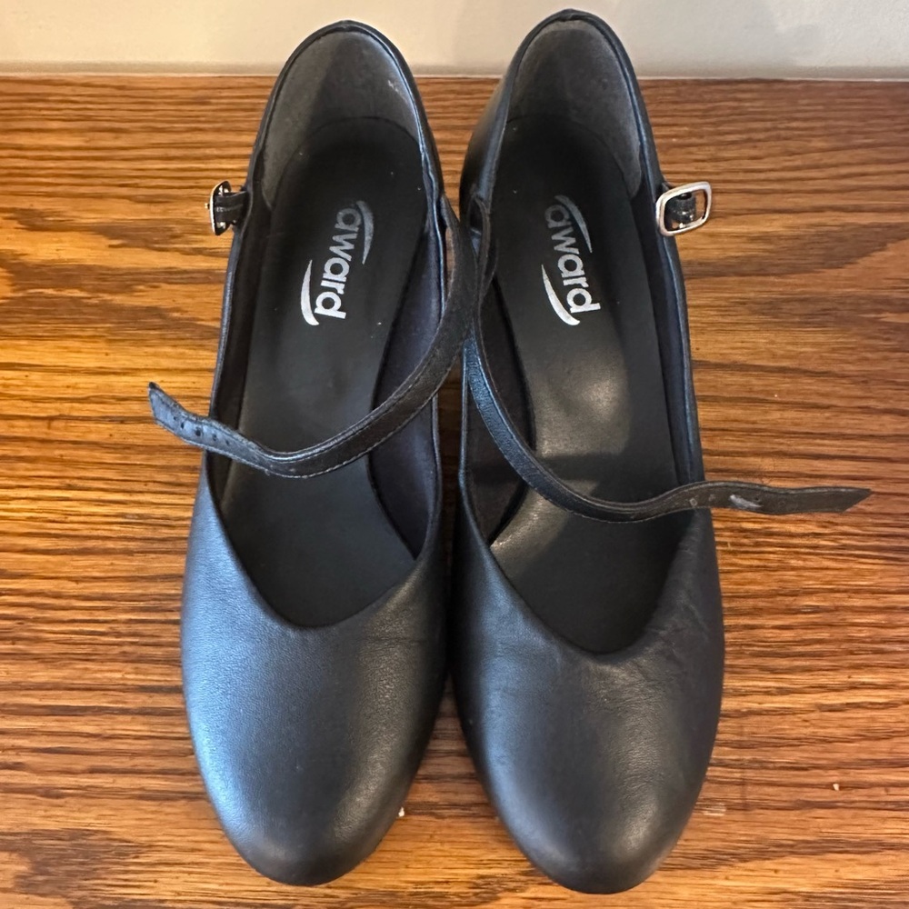 Award Black Character Theatrical Dance heel shoe size M 7 L